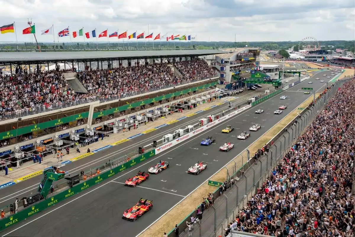 The 24 Hours of Le Mans  -  Goldfinger Saint-Martin